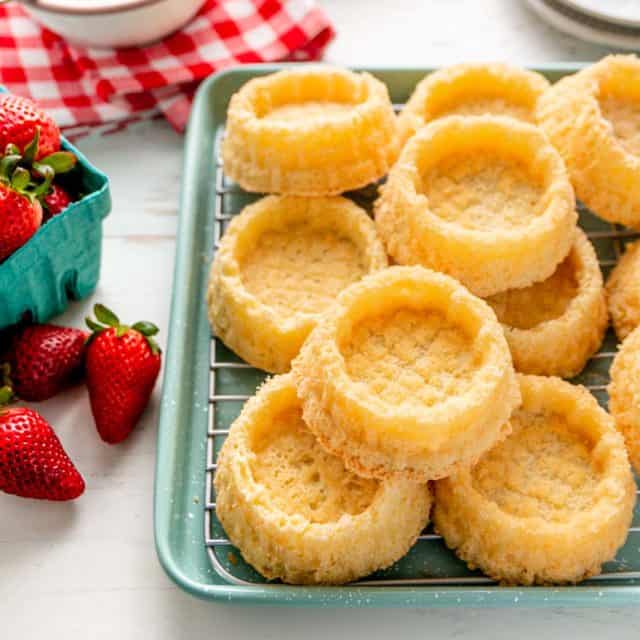 Glutenfree Dessert Shells for Strawberry Shortcake w/ Yellow Spongecake