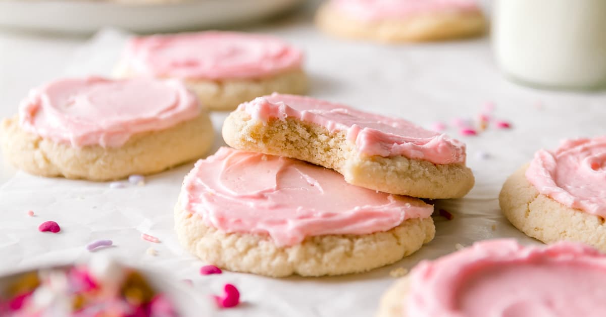 Soft and Chewy Gluten Free Sugar Cookies – Crumbl Cookie Copycat